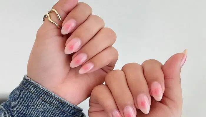 Cara Membuat Blush Nail, Sentuhan Warna Manis untuk Kuku yang Memikat